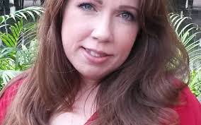 Angela Willis's Instagram, Twitter & Facebook