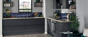 Find kitchen worktop ideas in our extensive image galleries. 15 Dramatic Dark Grey Kitchens Inspiration And Ideas