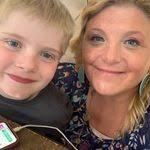 Kristin Rydeen's Instagram, Twitter & Facebook