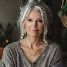 The Buzdums family sadly lost two people near and dear to their hearts this  week. Boro buzdum and family lost a beautiful soul Diane💕 attached is her  obituary. The Buzdums Pub family