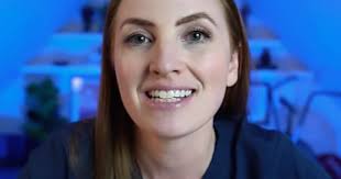 Woman With Football-Sized Tumor Had Ovarian Cancer at 30