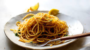 Spaghetti With Garlicky Bread Crumbs And Anchovies Recipe Recipe Anchovy Recipes Nyt Cooking Recipes