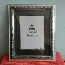 Jual bingkai / frame foto 8r/10r / figure ( 20 cm x 25 cm ) minimalis dengan harga rp12.500 dari toko online slinkzstore, kab. Jual Frame Bingkai Foto Size 20x25cm Ukir 8r 10r Jakarta Utara Dunia Bingkai Tokopedia
