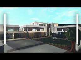 No advanced placing family house | bloxburg build. 1m Modern Mansion Speedbuild Bloxburg Roblox Youtube Modern Mansion Mansions Indoor Pool House
