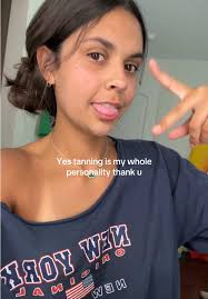 Does anyone have any tips for tanning the face tho 😓 #tan #summer