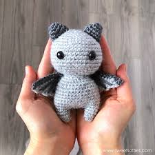 Amazing free halloween crochet patterns to make! 5 Free Halloween Amigurumi Crochet Patterns Sweet Softies Amigurumi And Crochet