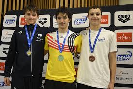 Image result for tbn:nS7VVzE55vmeuM::www.sportnat.com/lapouneur/bouton/course.gif