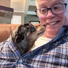 Elizabeth Savelli's Instagram, Twitter & Facebook