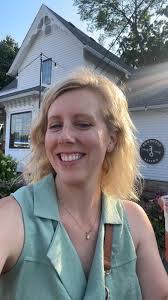 Jill Burman's Instagram, Twitter & Facebook