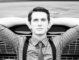 Slick back hair remains one of the most popular men's haircuts to get in 2020. 32 Amazing 1920s Hairstyles For Men Hairstyle Camp