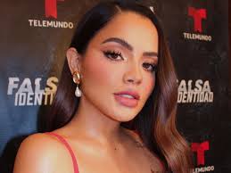 Según la mexicana, todo comenzó cuando coincidieron en la serie juvenil. Samadhi Zendejas Revelo El Nombre De Su Primer Amor Y Hasta Ester Exposito Se Sorprendio Mui Celebridades