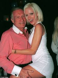 With a fellow playmate at the paws for style pet. Holly Madison S Playboy Life With Drug Fuelled Orgies And Bitter Rivalries Revealed In New Tv Show Daily Mail Online