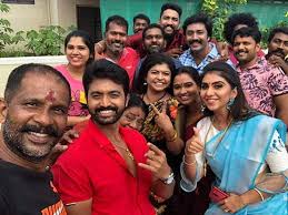 Pallavi Gowda Alliyambal Completes 100 Episodes Team Thanks Fans For The Love Times Of India Watch latest zee keralam serials & shows full episodes online on zee5 app.