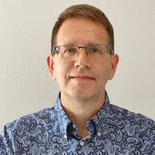 What criteria should be applied to assess the quality of a masters thesis  based