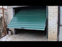 Podemnye Vorota Samaya Prostaya Konstrukciya Svoimi Rukami Garage Doors With Their Hands Youtube Vorota Svoimi Rukami Garazhnye Vorota Vorota U Podezda K Domu