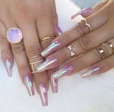 Pon en remojo tus manos para desinfectar las uñas o pasa un algodón con alcohol de manera el esmalte semipermanente dura tanto por como se une a las uñas y por esa capa anti absorbente que crea impidiendo que esta se rompa. 190 Ideas De Unas Tumblr En 2021 Manicura De Unas Manicura Unas De Gel Bonitas