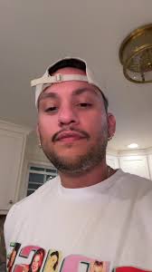 New parent hack: this High-Protein Bean Salad = 10 lunches done in one  shot. Thanks to @Noah Sage Zimmerman Because between diapers, naps (lol  what naps?), and keeping a Julia Roberts THRIVING, who ...