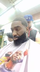 King Malachi getting a trim by my Dominican barber 2/1/24 #grooming  #barbershop #KingMalachi #dominican #barber