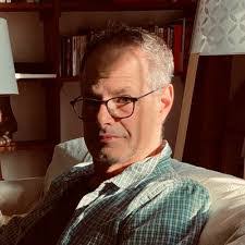 Adam Kahn's Instagram, Twitter & Facebook