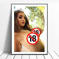 Hot Sexy Model Delia Rose grandi tette ragazza nuda Modern Art Poster  stampe su tela pittura decorativa per la decorazione della parete della  camera da letto di casa - AliExpress