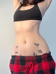 lia ʕ•ᴥ•ʔ on X: belly t.coQHXyq0nUlZ  X