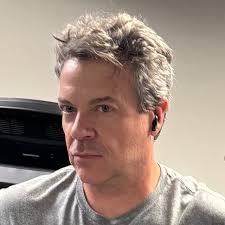 Jeff Healey did everything Stevie Ray Vaughan did but blind and with the  guitar flat