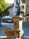 File:St. Gothardus-Brunnen am Hauptmarkt Gotha (3).jpg - Wikimedia ...