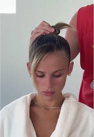 #halliebatchelder for #stagecoach using #colorwow #dreamcoat texas hold em  hairspray and root cover up! @Hallie Batchelder