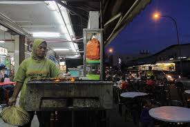 They have the usual variety of meat available like chicken, mutton, fish and beef. Three Great Places For Kajang Satay Eat Drink Malay Mail