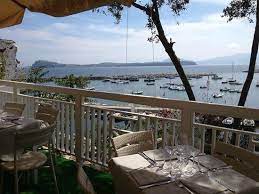 See 998 unbiased reviews of esperia osteria flegrea, rated 4.5 of 5 on tripadvisor and ranked #4 of 38 restaurants in monte di procida. Lovely Restaurant In Monte De Procida Review Of Ll Magone Monte Di Procida Italy Tripadvisor