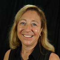 Peggy Dowell's Instagram, Twitter & Facebook