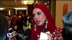 Dengan batasan aurat yang sudah di tentukan dalam syariat. Isu Solat Dalam Kereta Ini Reaksi Fathia Latiff Youtube