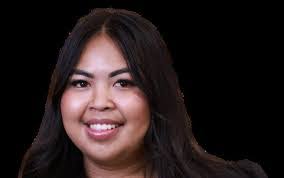 Shannon Brownell's Instagram, Twitter & Facebook