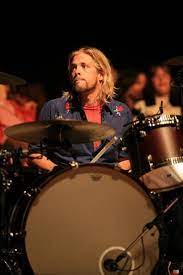 Taylor Hawkins Foo Fighters Dave Grohl Foo Fighters Foo Fighters Dave