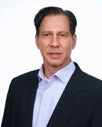 Donte Perry's Instagram, Twitter & Facebook