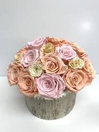 Our chic new amber mirror vases are covered in smoky amber mirror panels with beveled edges on the outside, and plain amber mirror panels on the inside. Shades Of Pink Forever Roses By Parker S Petals