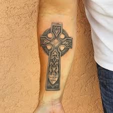 Draw a narrow horizontal rectangle perpendicular to the first. Top 93 Celtic Cross Tattoo Ideas 2021 Inspiration Guide