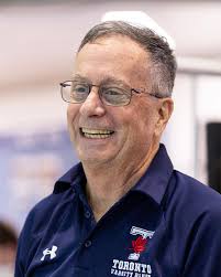 Ready to hit it out of the park! 🥎 The University of Toronto Varsity Blues  softball team will hit the road this coming weekend for the Ontario  University Softball Championship scheduled to