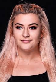 Christmas in Mistletoe Falls Cast and Information