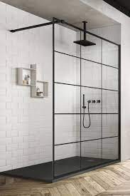 Come Arredare Il Bagno Con I Pezzi Piu Belli 3 Proposte Complete Cose Di Casa Shower Bathroom Decor Shower Rod
