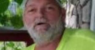 Florence Stringer's Instagram, Twitter & Facebook