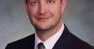 Lawmakers look to combat emerging 'maternity deserts' in Wyoming