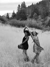 Black And White Best Friends Best Friends Dancing Black And White Nature Photo Couple Photos Best Friends