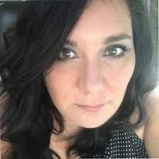 Jeanne Mcelroy's Instagram, Twitter & Facebook