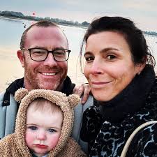 Danielle Spurling (@daniellespurling86) • Instagram photos and videos