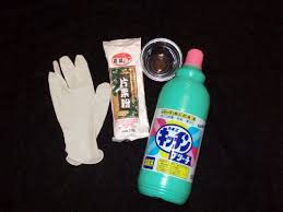 黒カビは 片栗粉 で綺麗に撃退できるんです 写真説明付 黒カビ お掃除 ハウスキーピング