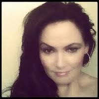 Tracy Escobar's Instagram, Twitter & Facebook