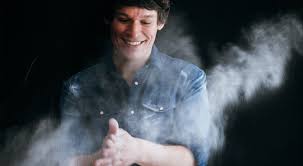 From the very first assignment from season 1 to the fantastic fruit spectacle from season 7. Rutger Won Het Eerste Seizoen Heel Holland Bakt Mijn Leven Is Enorm Veranderd Vriendin Nl