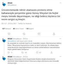 Boğaziçi üniversitesi'nde kurulan meydan sergisinde kabe figürü etrafına lgtbi̇+. Bogazici Gozaltilari Ozel Guvenligin Ihbariyla Basladi