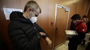 Bývalý šéf policejního útvaru pro odhalování organizovaného zločinu robert šlachta založil nové hnutí přísaha. Slachtova Prisaha Narazila Na Problem Registroval Si Ji Uz Konkurent Idnes Cz